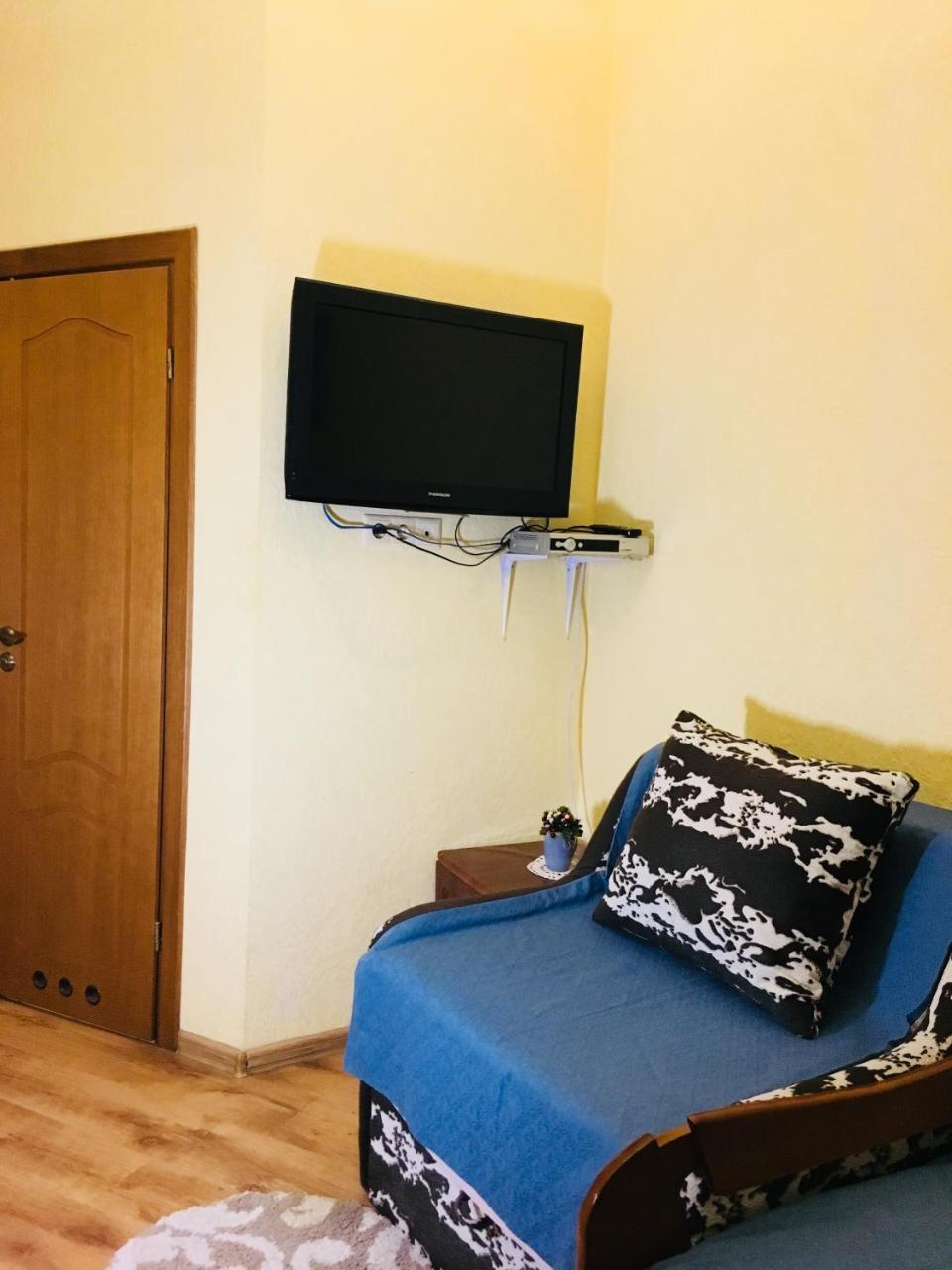Апартаменти Готельного Типу Lviv Ngoại thất bức ảnh